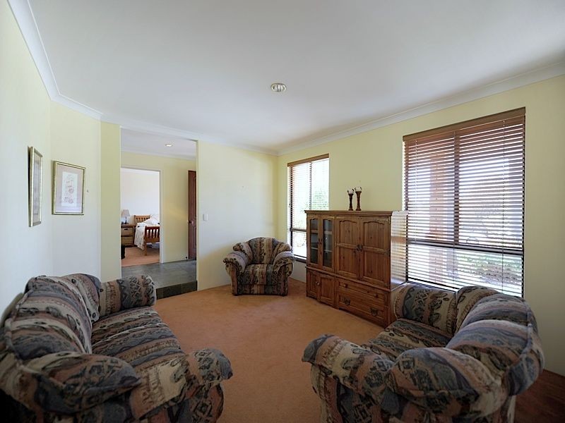 34 Ela Street, Leeming WA 6149