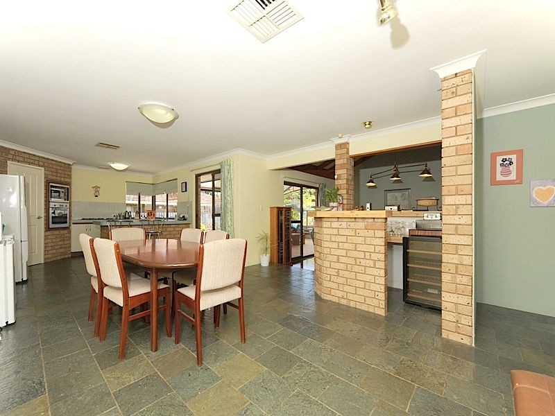 34 Ela Street, Leeming WA 6149