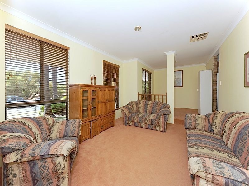 34 Ela Street, Leeming WA 6149