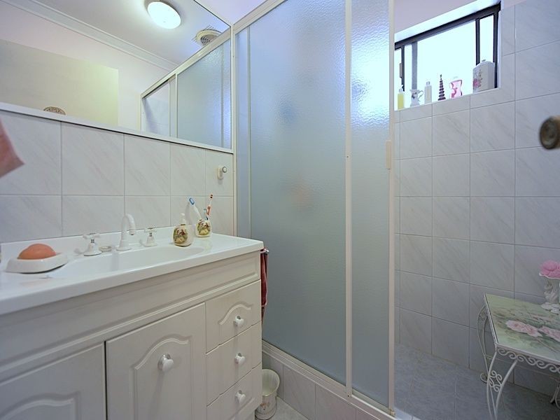 9B Kidson Street, Kardinya WA 6163