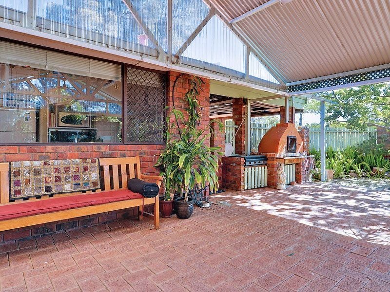 1 Moss Close, Leeming WA 6149