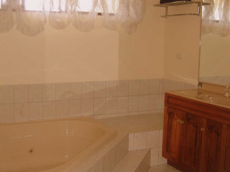 17 Beckley Circle, Leeming WA 6149