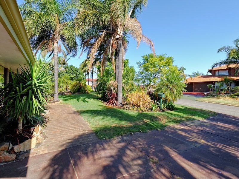 36 Grenfell Way, Leeming WA 6149