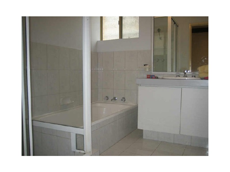 20 Bauhinia Ridge, Dianella WA 6059