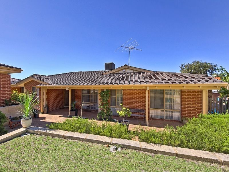 7 Allard Place, Leeming WA 6149
