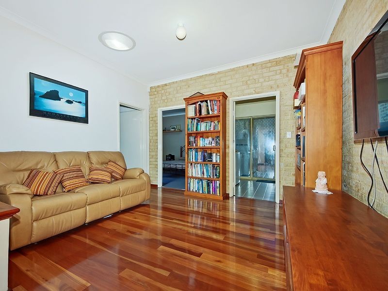 7 Allard Place, Leeming WA 6149