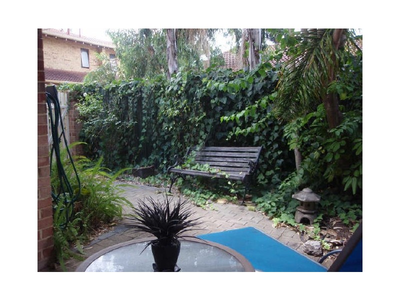 3/11 Brentham Street, Leederville WA 6007