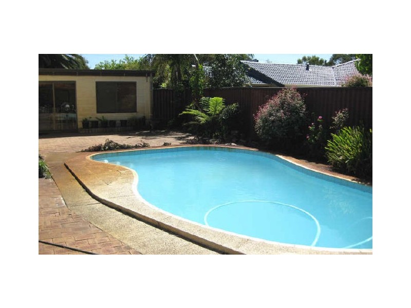 29 Collett Way, Leeming WA 6149