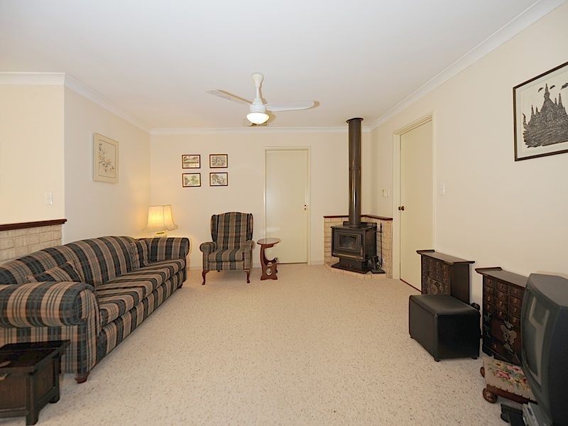 77 Aulberry Parade, Leeming WA 6149