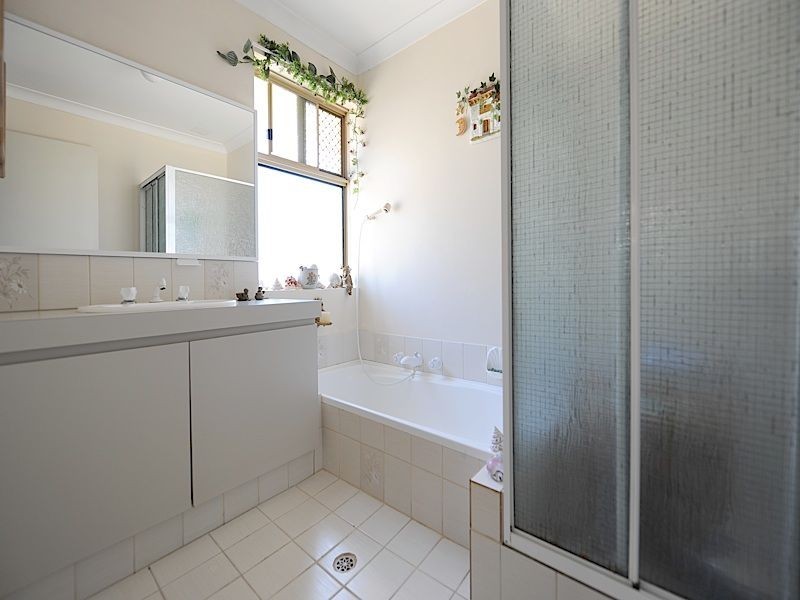 77 Aulberry Parade, Leeming WA 6149