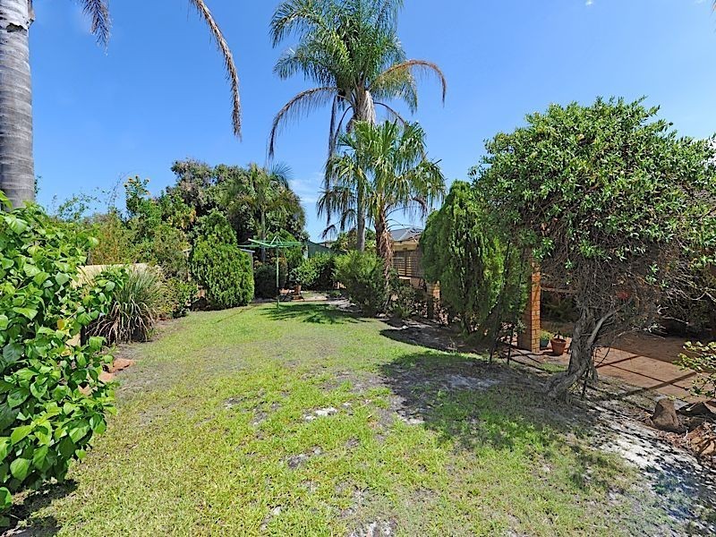 77 Aulberry Parade, Leeming WA 6149