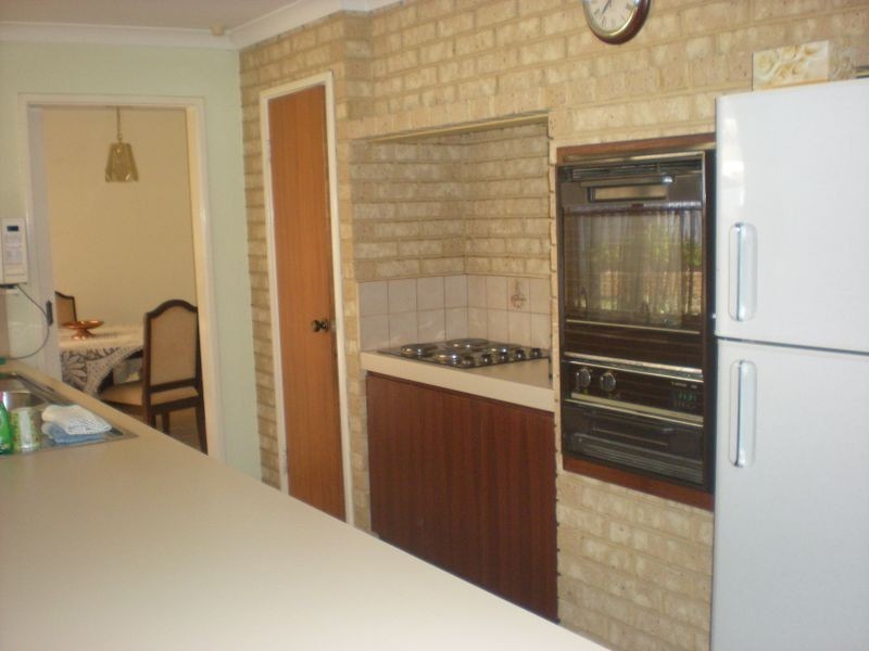 73 Gracechurch Crescent, Leeming WA 6149