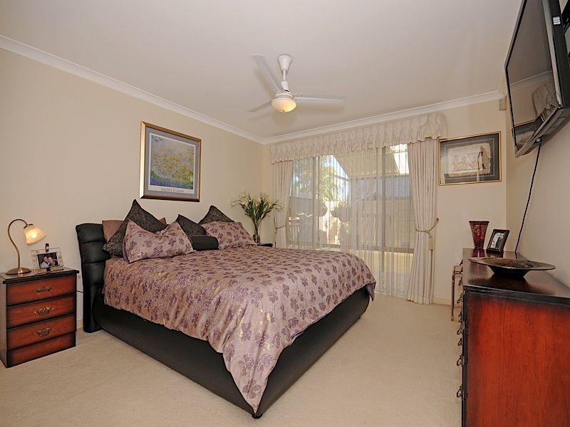 5 Harrington Crescent, Leeming WA 6149
