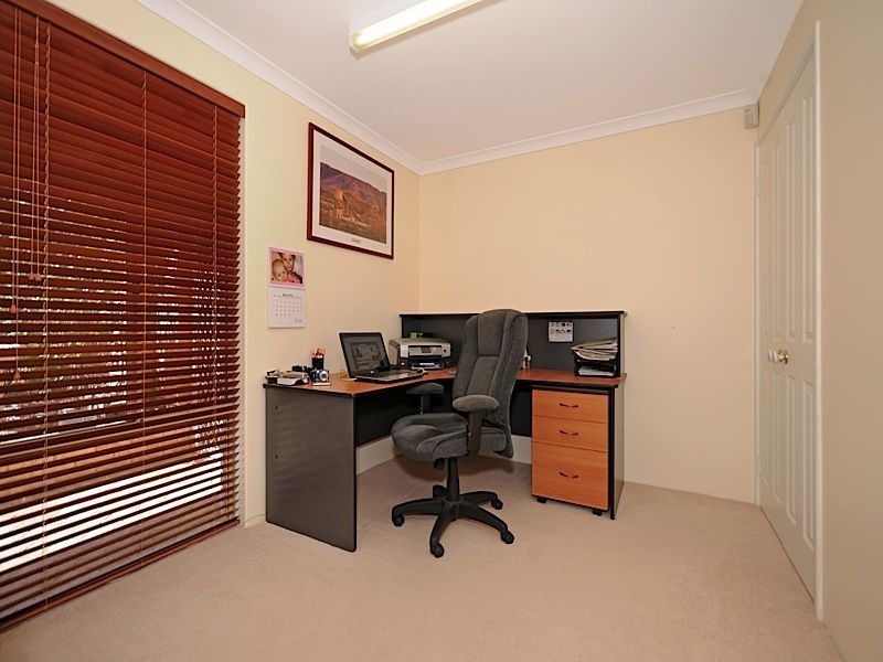 5 Harrington Crescent, Leeming WA 6149