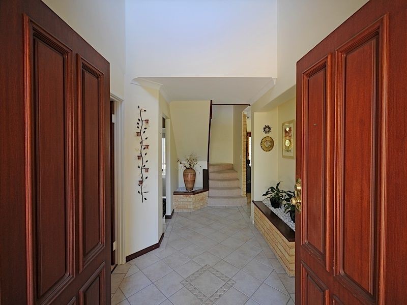 5 Harrington Crescent, Leeming WA 6149