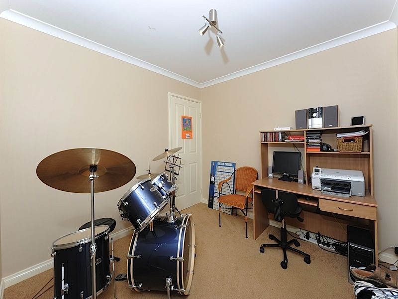 6 McGellin Court, Jandakot WA 6164