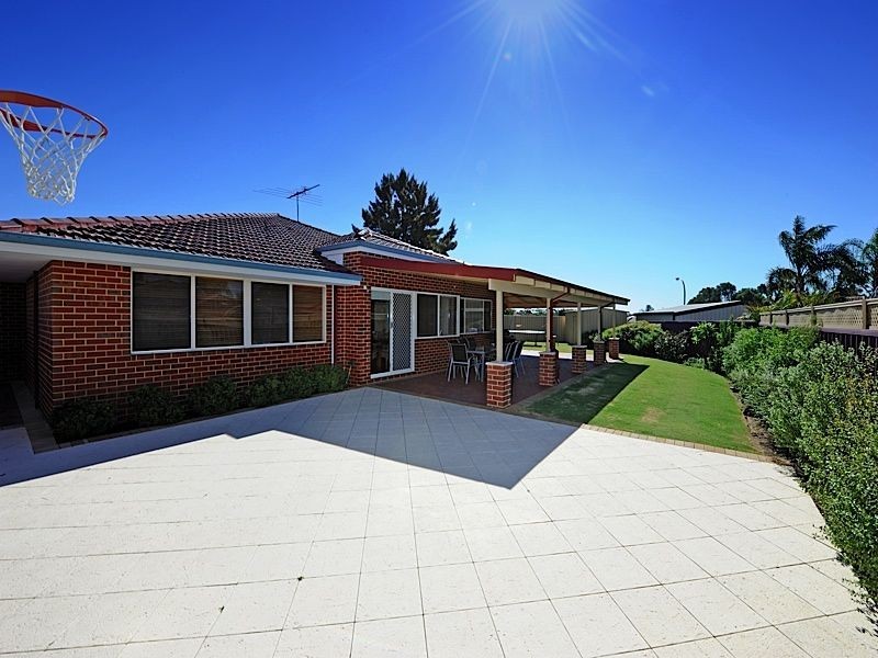 6 McGellin Court, Jandakot WA 6164