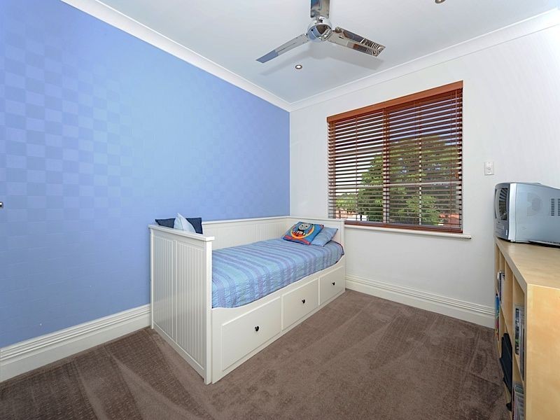 24 Cardinal Crescent, Leeming WA 6149