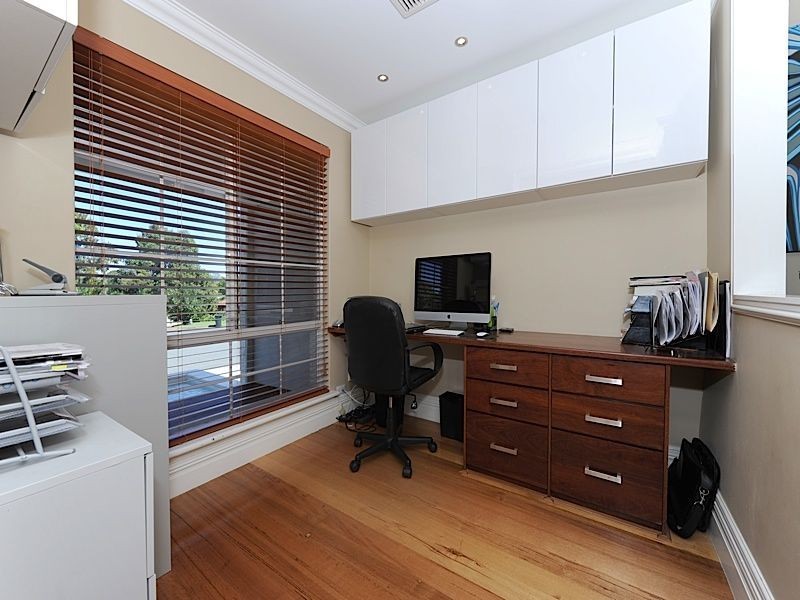 24 Cardinal Crescent, Leeming WA 6149