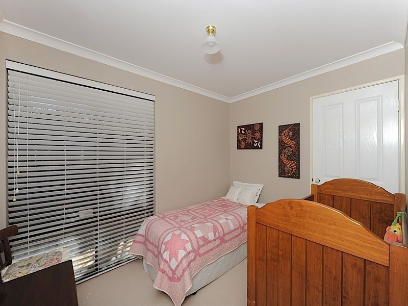 4 Millcroft Elbow, Jandakot WA 6164