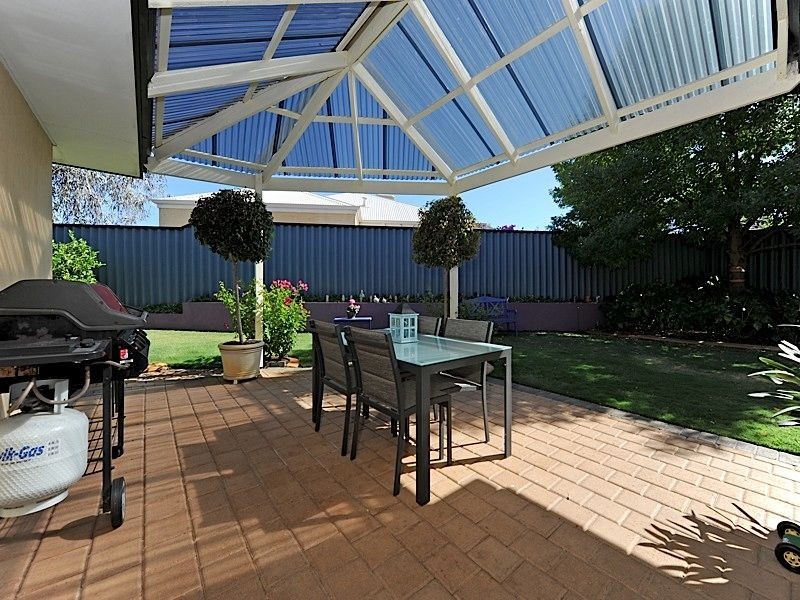 4 Millcroft Elbow, Jandakot WA 6164