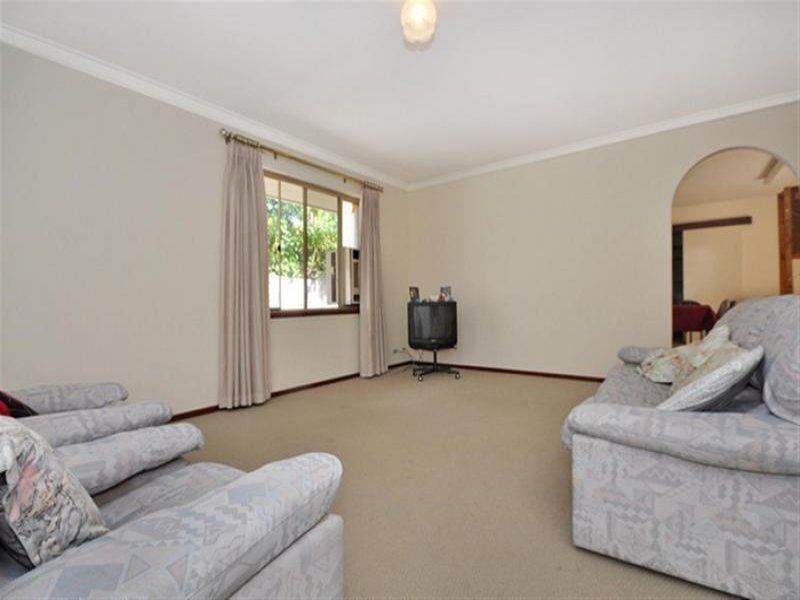 9B Morgan Place, Bibra Lake WA 6163