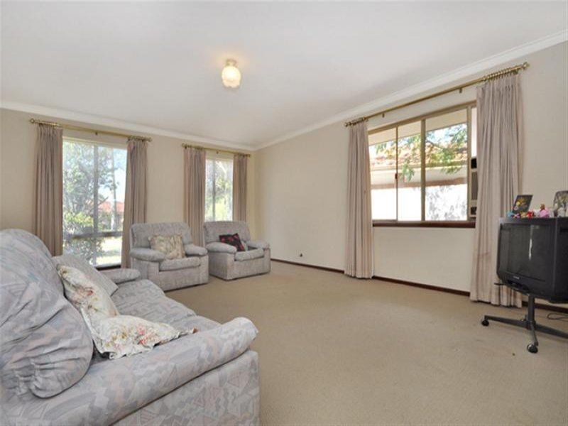 9B Morgan Place, Bibra Lake WA 6163