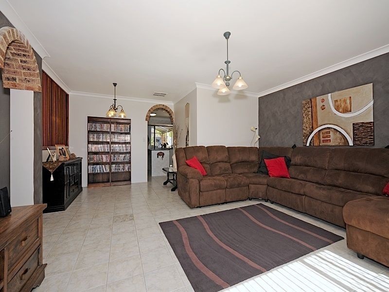 3 Beech Court, South Lake WA 6164