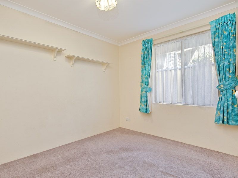 75 Sylvan Crescent, Leeming WA 6149