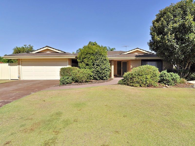 3 Castlemain Heights, Leeming WA 6149