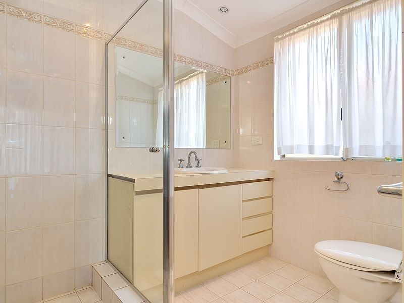 3 Castlemain Heights, Leeming WA 6149