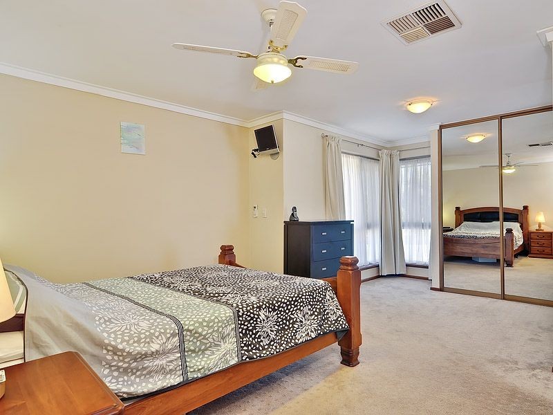 1 Mcguiness Drive, Leeming WA 6149