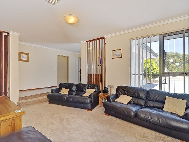 1 Mcguiness Drive, Leeming WA 6149