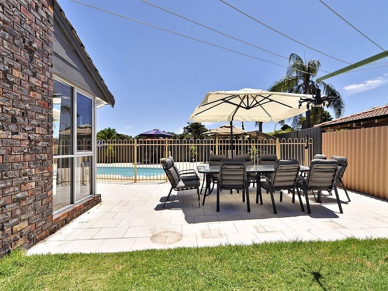 1 Mcguiness Drive, Leeming WA 6149