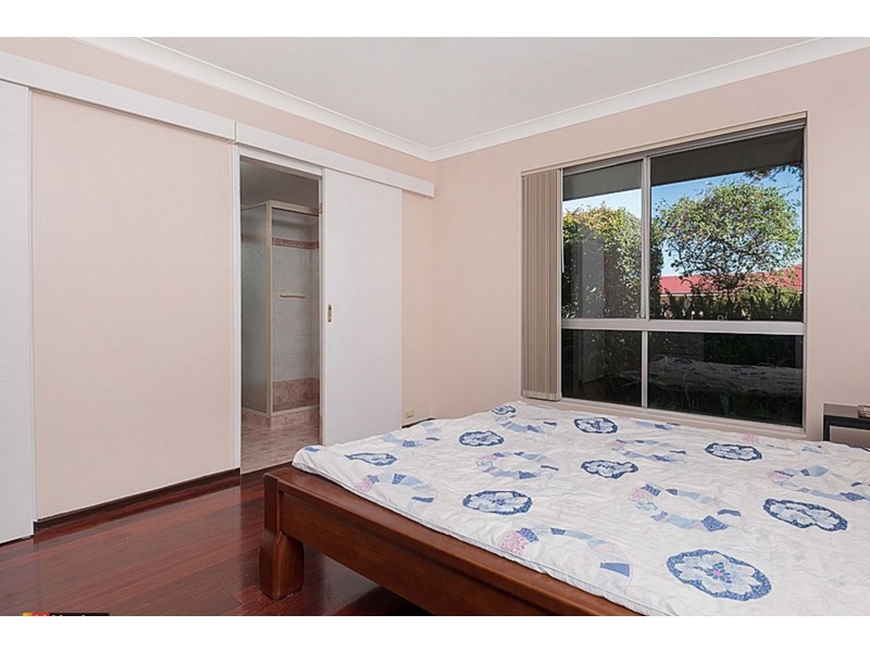 11 Amphion Place, Leeming WA 6149