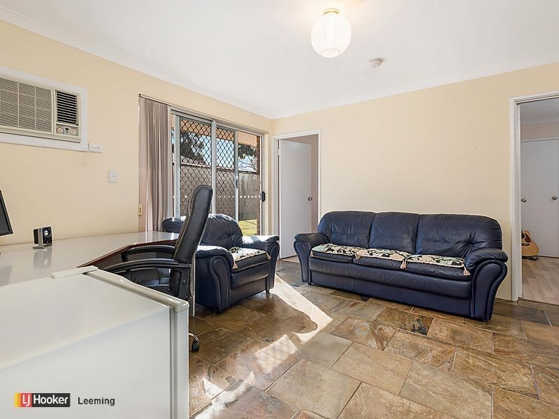 11 Amphion Place, Leeming WA 6149