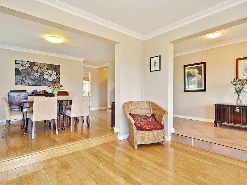 13 Green Croft Gardens, Leeming WA 6149