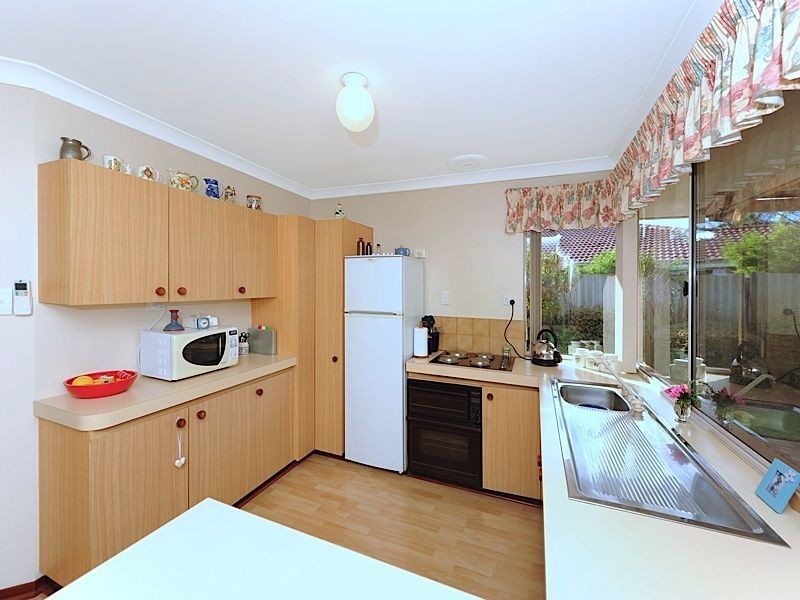 66 Findlay Road, Leeming WA 6149