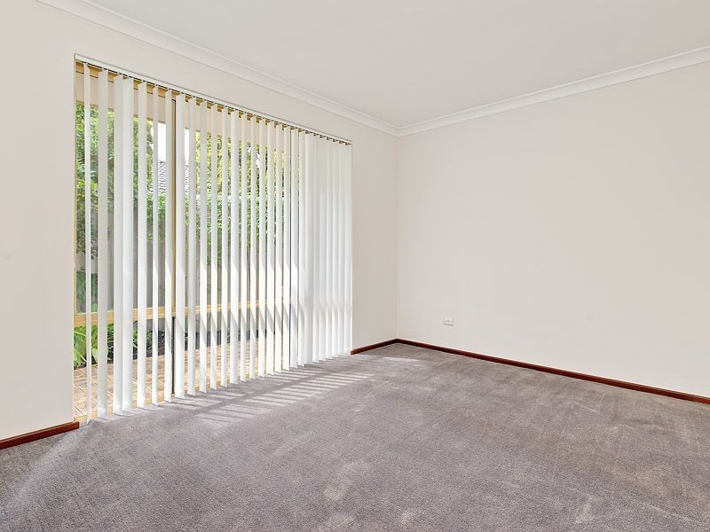 25B McKivett Crescent, Leeming WA 6149