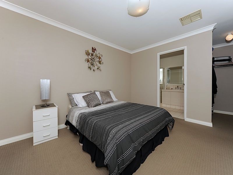 9 Brandwood Gardens, Leeming WA 6149