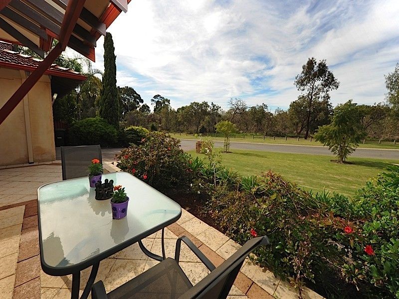 9 Brandwood Gardens, Leeming WA 6149