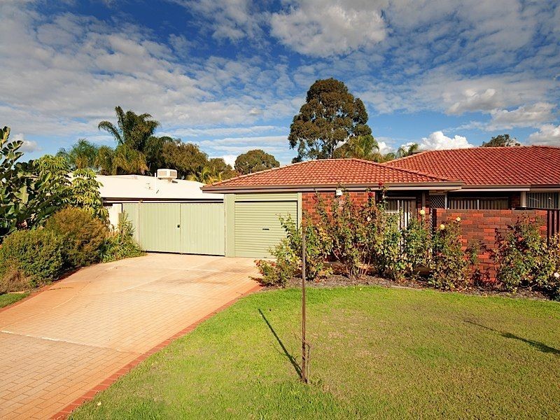 2B Ashton Place, Leeming WA 6149