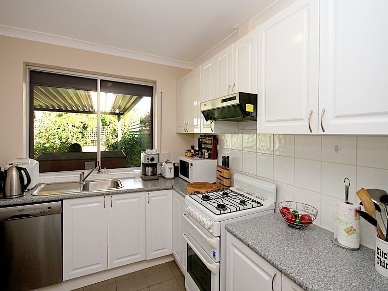 2B Ashton Place, Leeming WA 6149