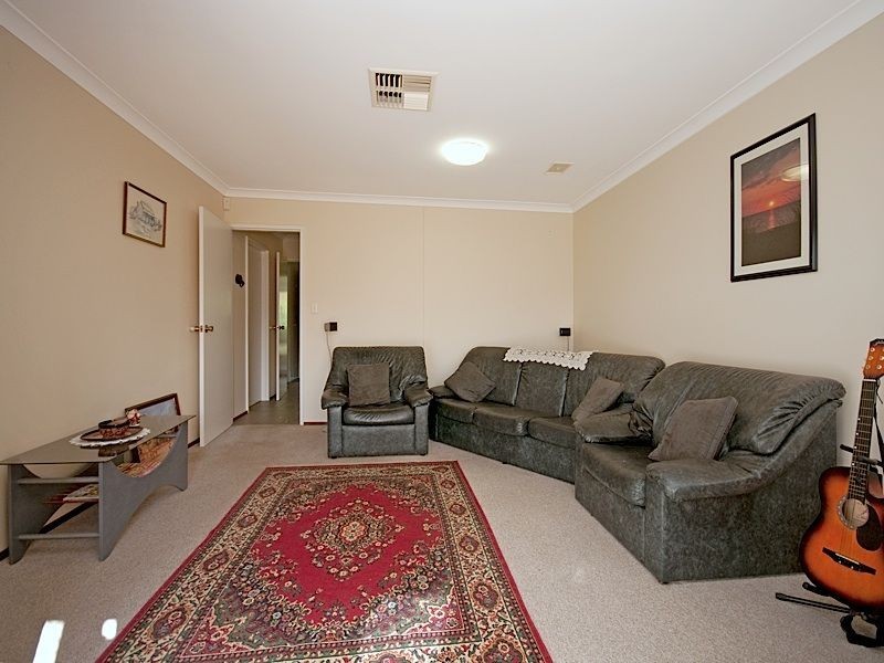 2B Ashton Place, Leeming WA 6149