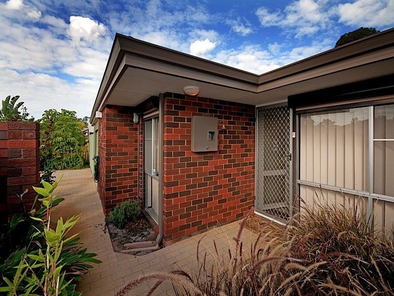 2B Ashton Place, Leeming WA 6149