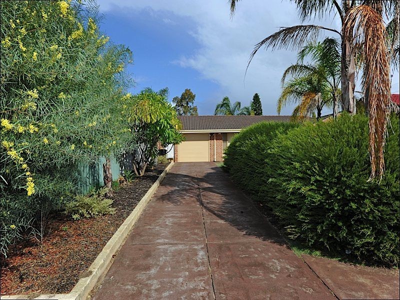 10B Camp Court, Leeming WA 6149