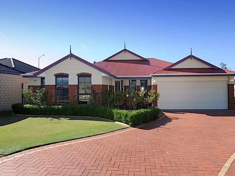 31 Monroe Turn, Success WA 6164