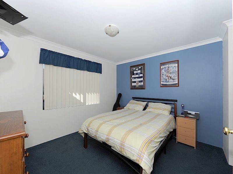 31 Monroe Turn, Success WA 6164