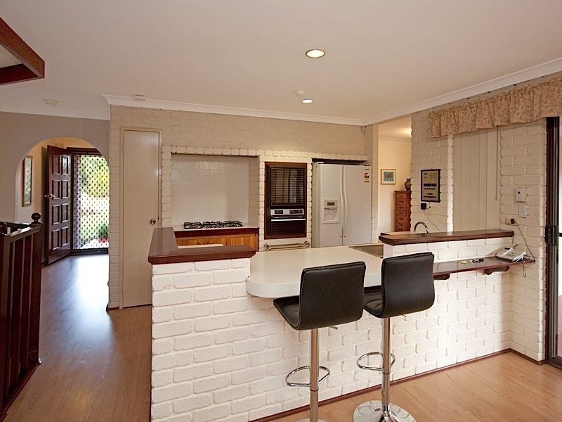 1 Chalmers Place, Leeming WA 6149