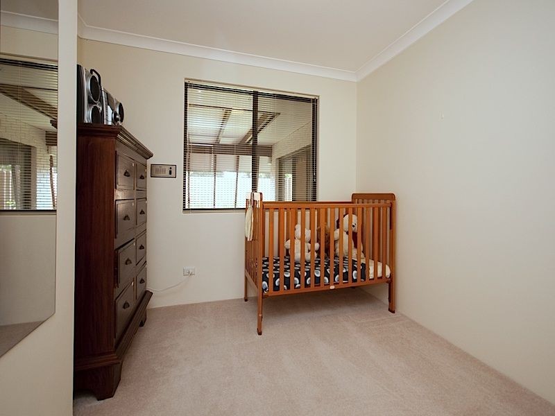 1 Chalmers Place, Leeming WA 6149